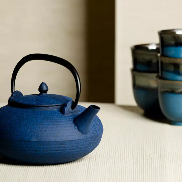 WAZUQU JAPANESE CAST IRON TEAPOT - ITOME 0.70L - BLUE