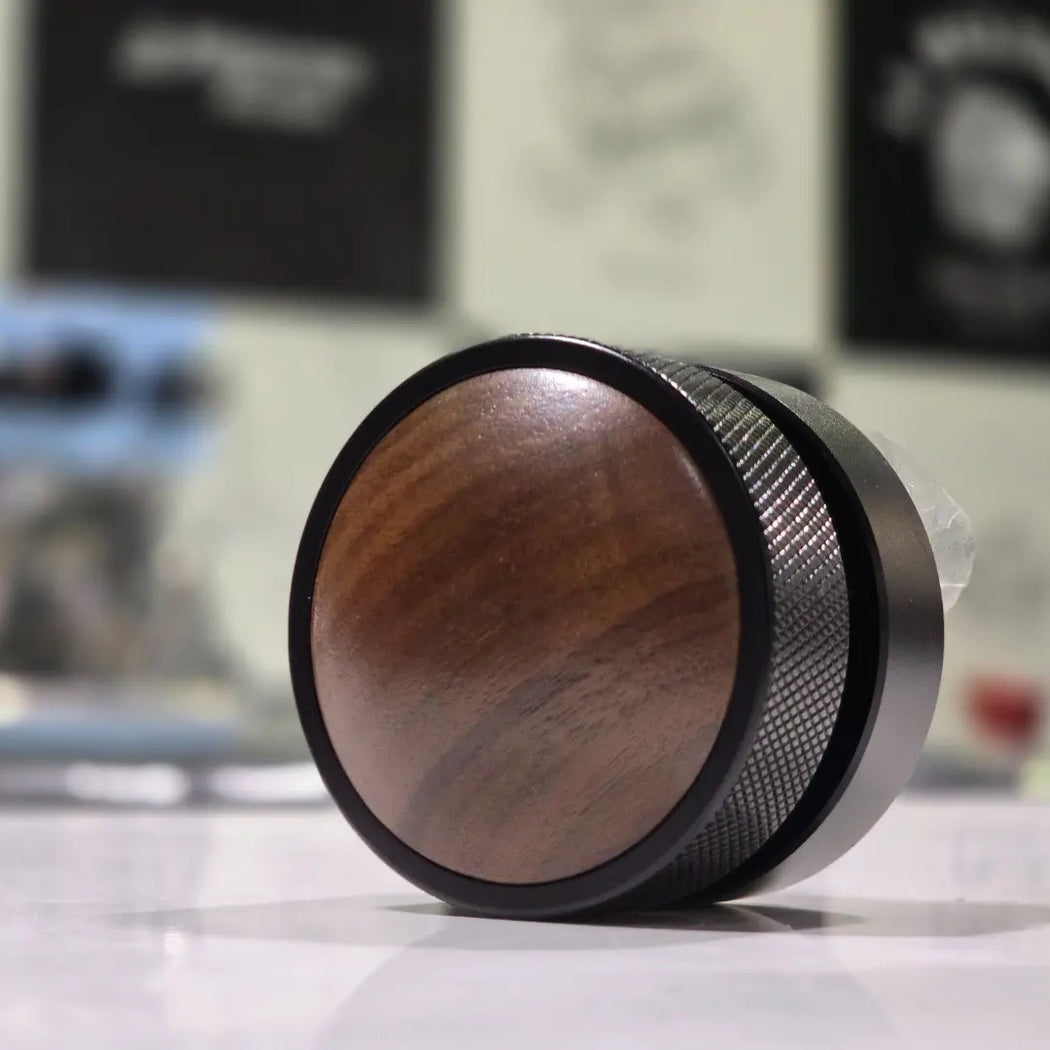 Coffee Leveler - Walnut, Black Stainless Steel